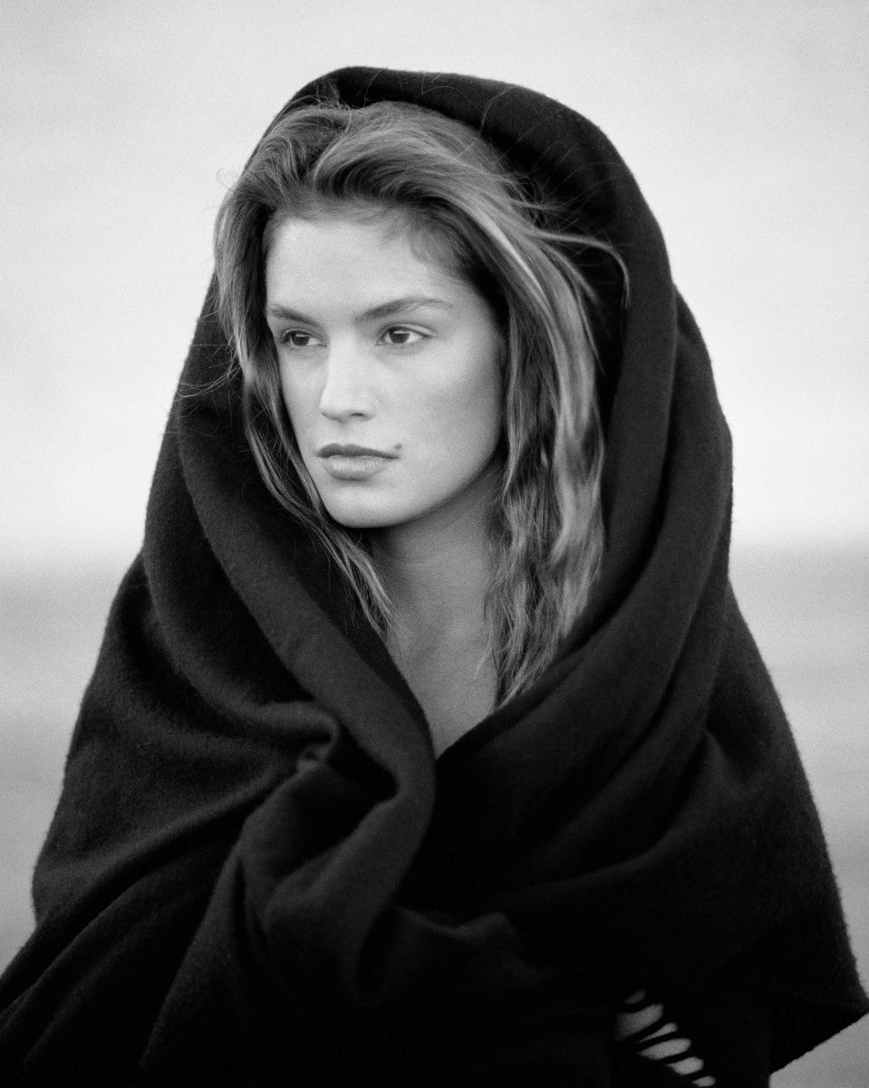 Cindy Crawford. Vogue UK, 1989 (ph Patrick Demarchelier, courtesy Camera work gallery)