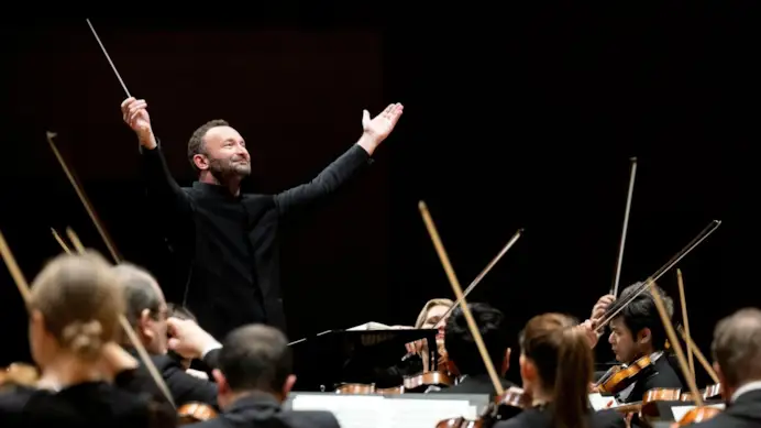 Kirill Petrenko con i Berliner (ph Monika Rittershaus courtesy Salzburg Easter Festival)