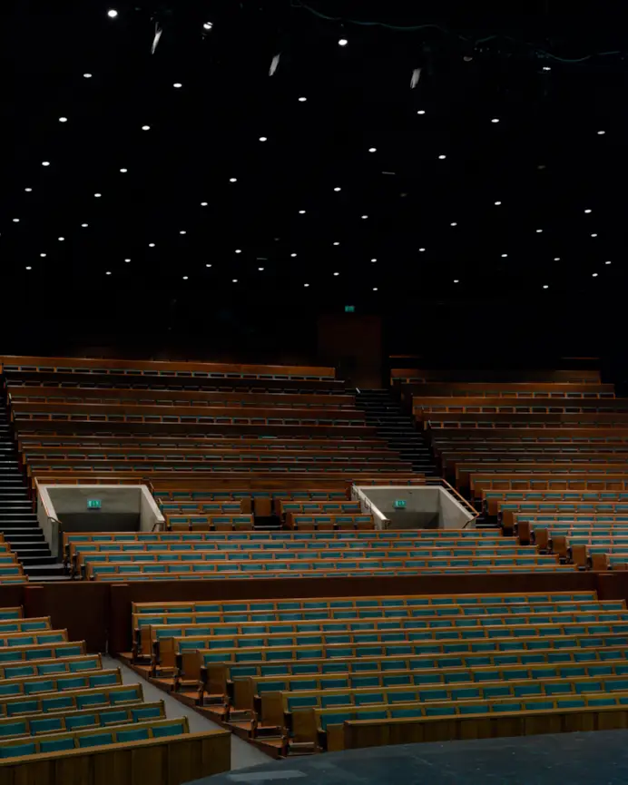 La Felsenreitschule (Kirill Petrenko con i Berliner (courtesy Salzburg Easter Festival)