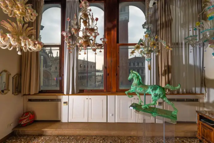 Una proprietà di mille metri su Piazza San Marco: l’occasione immobiliare che fa parlare Venezia