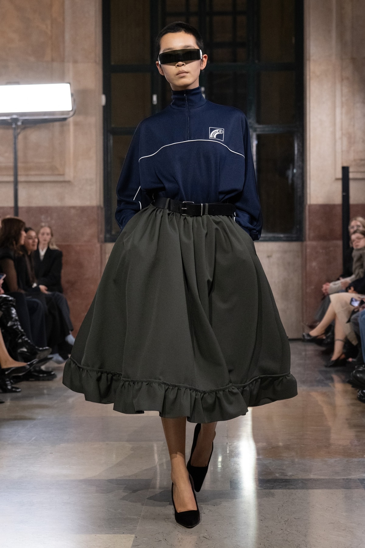 Un look MM6 Maison Margiela fall-winter 2026/27 (courtesy MM6 Maison Margiela)