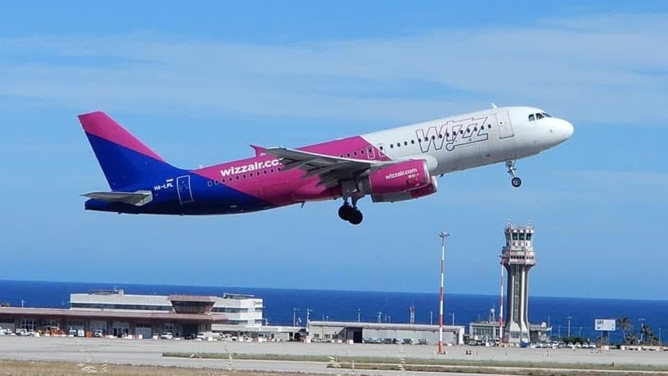 Wizz Air aumenta i voli per la Spagna da Roma Fiumicino