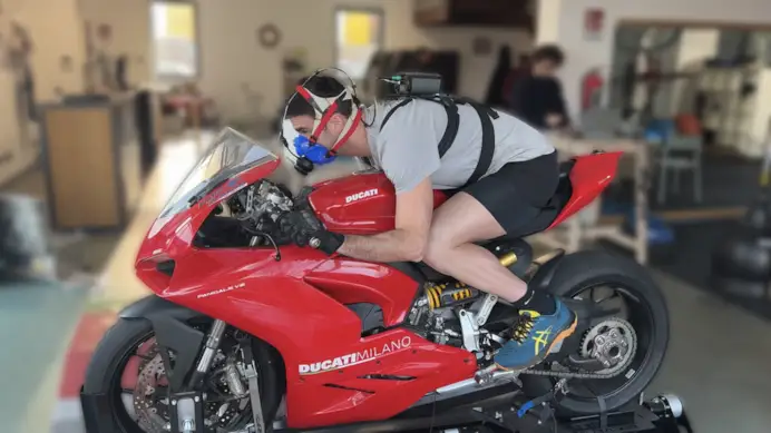 Alla ricerca del prossimo Valentino Rossi con l’Academy per giovani piloti di moto