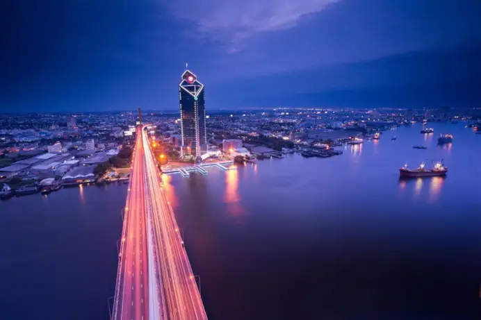 Bangkok, tra templi dorati e avanguardie artistiche: viaggio nella capitale che cambia