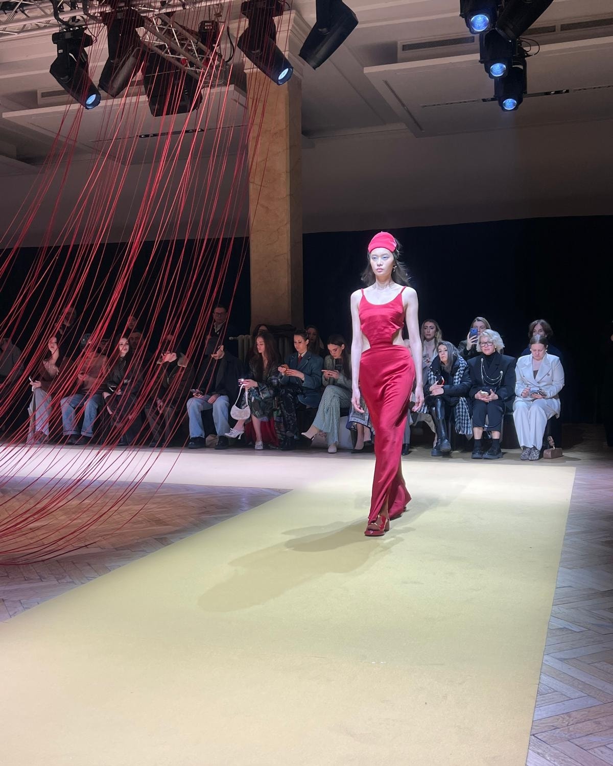 Un look Hui fall-winter 2026/27 (ph Benedetta Migliaccio)