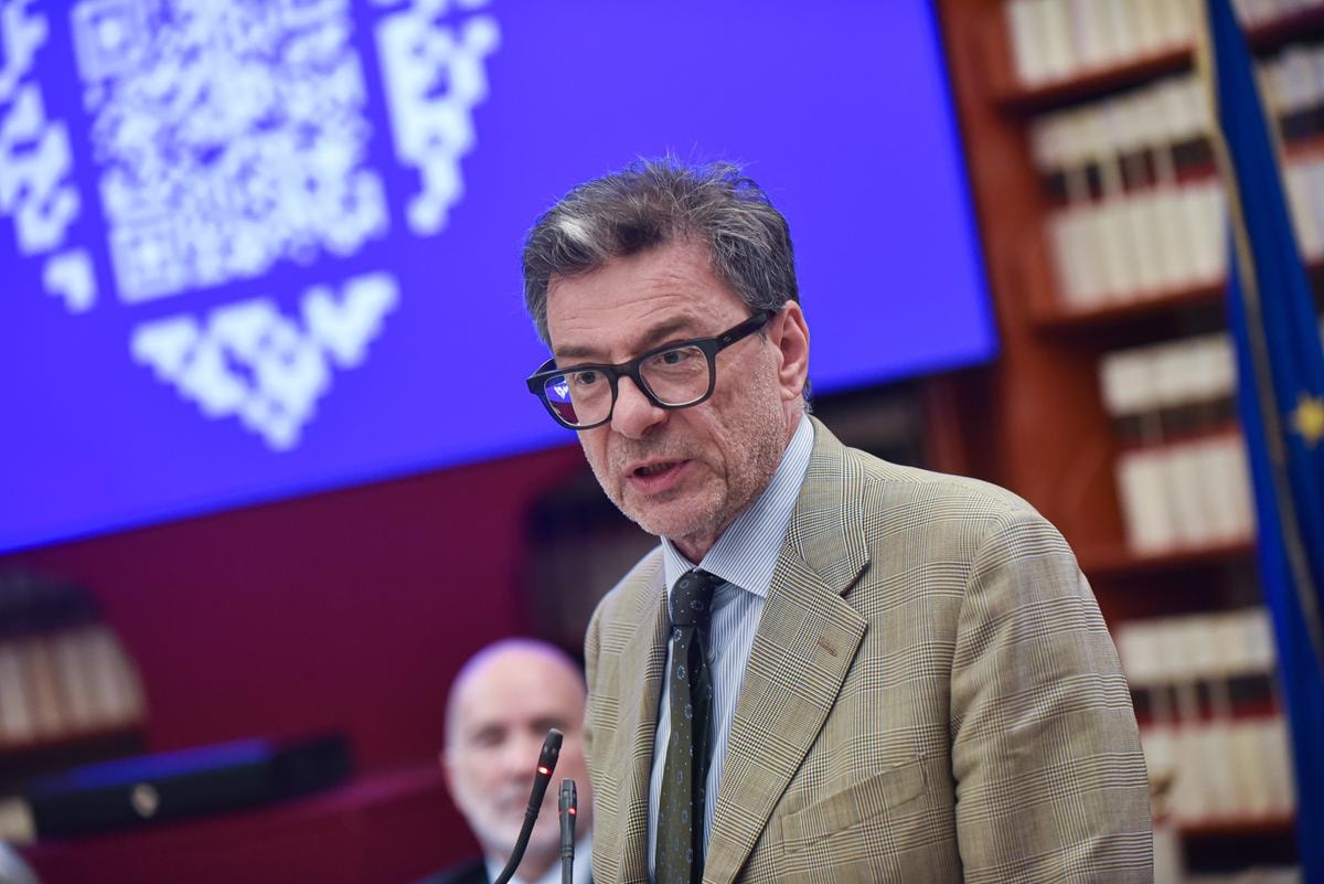 Nuovo Btp Valore marzo 2026, nel primo giorno di collocamento oltre 6 miliardi di ordini da 177 mila italiani 