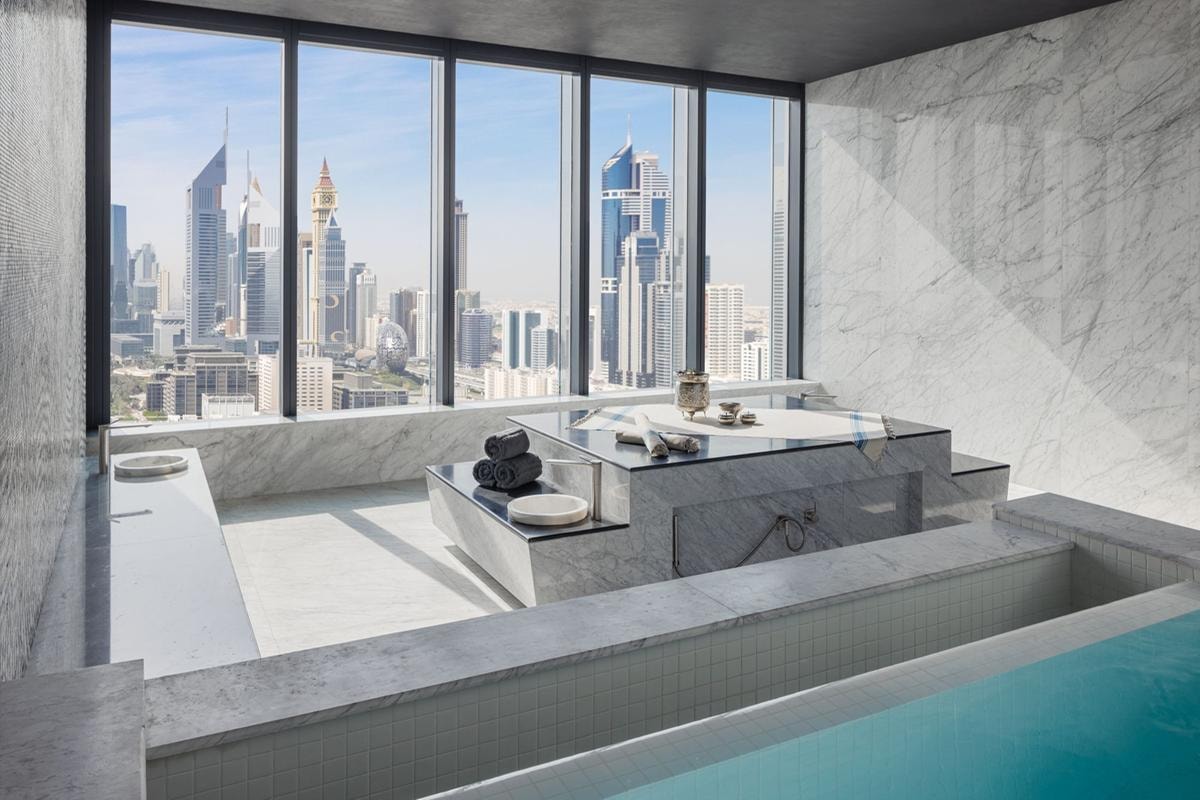 Longevity Hub di Clinique La Prairie a Dubai.