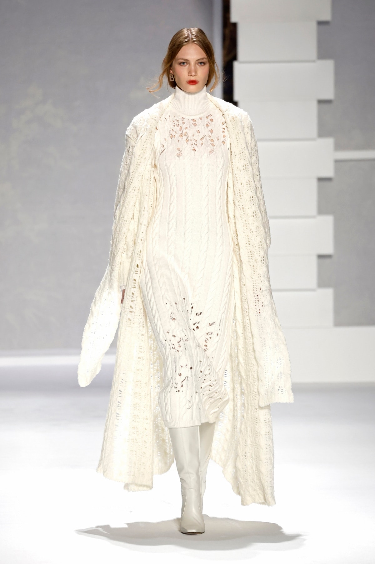 Un look Laura Biagiotti fall-winter 2026/27 (foto Francesc Ten/MFF)