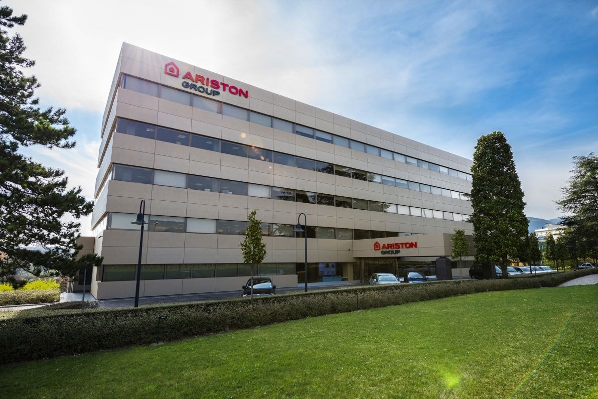 Ariston, utile 2025 +4,9%: l’azione crolla (-19%) per outlook 2026 prudente