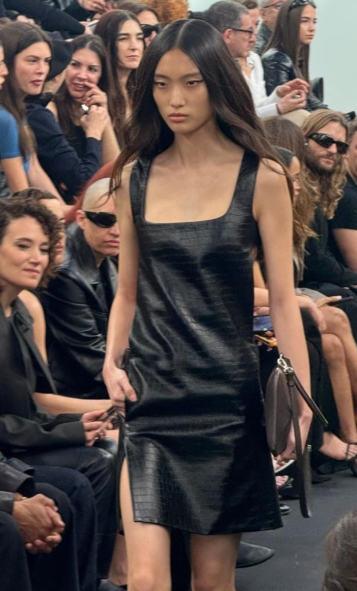 Un look fall-winter 2026/27 di Courrèges (ph Donato D'Aprile)