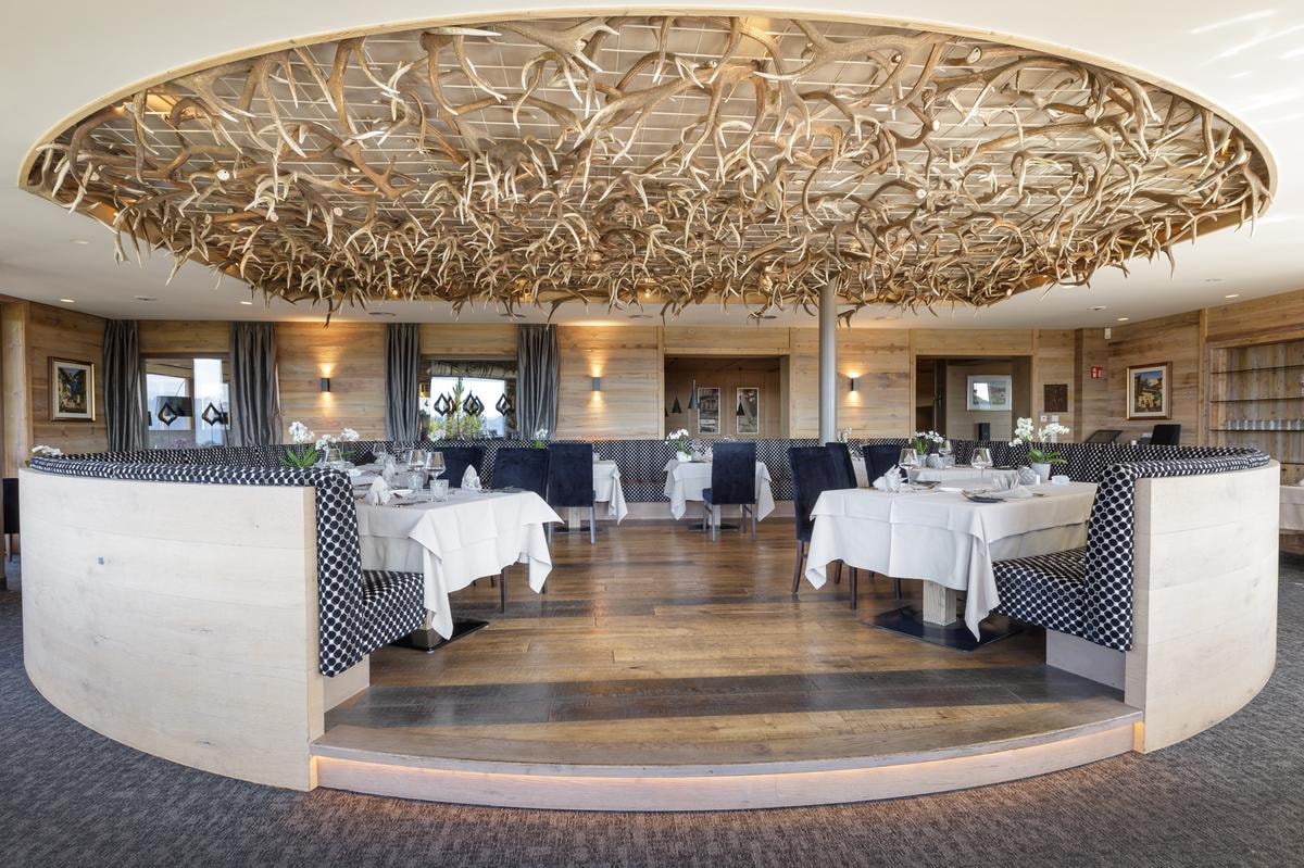 Il ristorante dell'Hotel Chalet Mirabell.