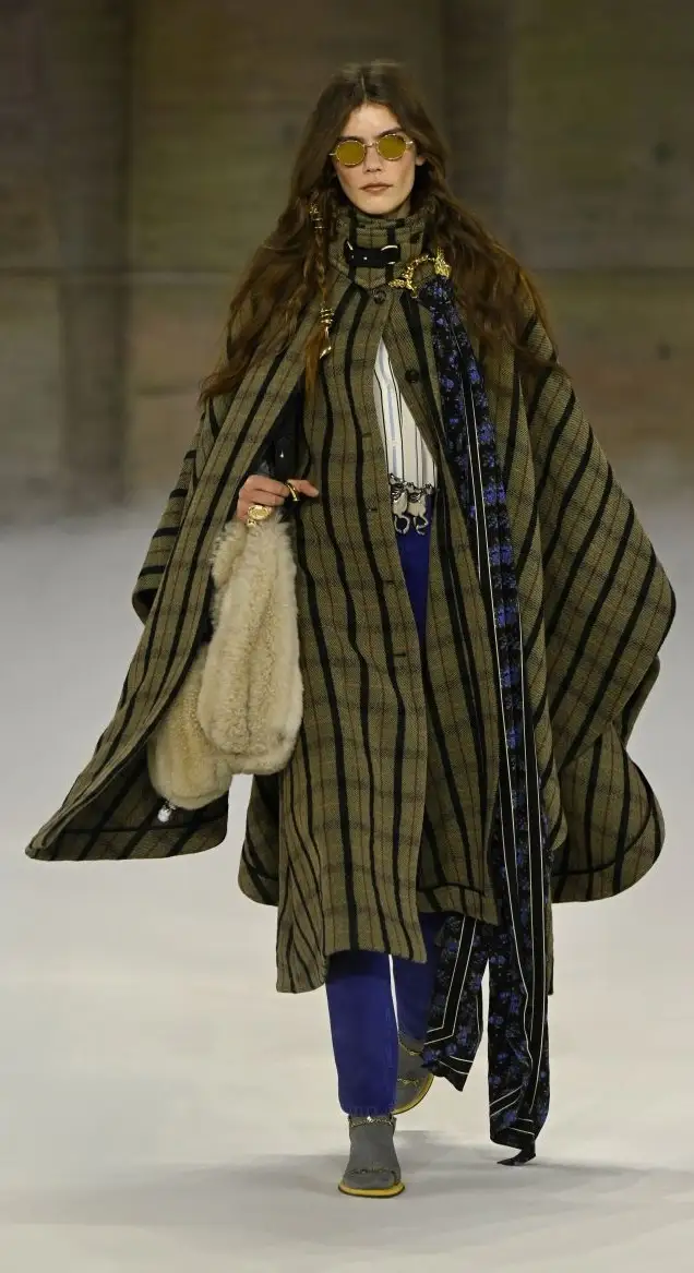 Un look Chloé fall-winter 2026/27 (ph Francesc Ten/MFF)