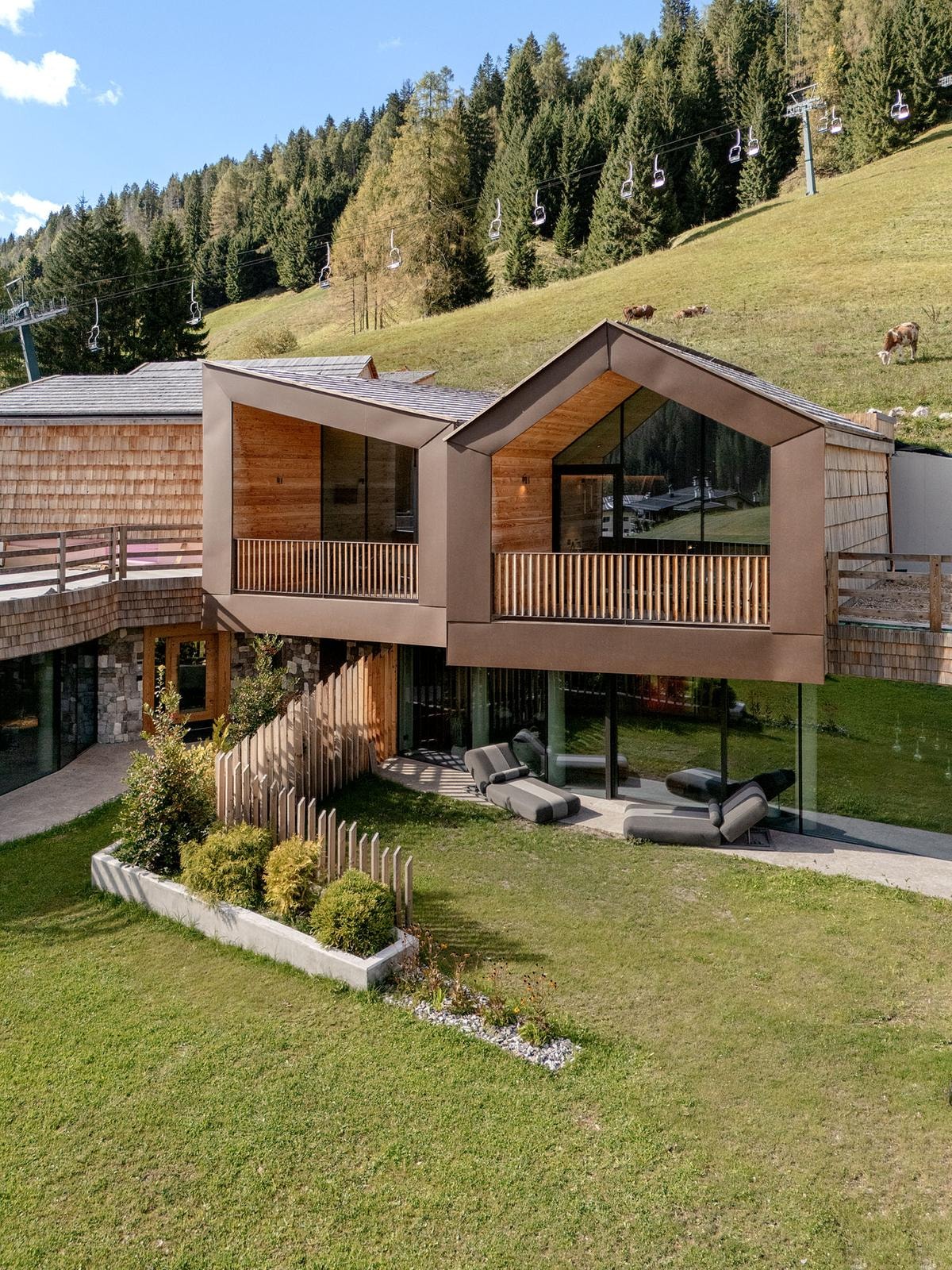Perché tutti parlano di Sappada: il borgo delle Dolomiti tra olimpionici e un Lodge da sogno