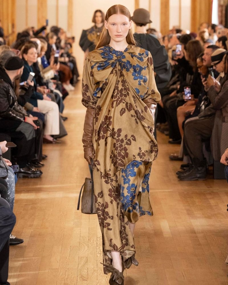 Un look Uma Wang fall-winter 2026 (ph Francesc Ten/MFF)