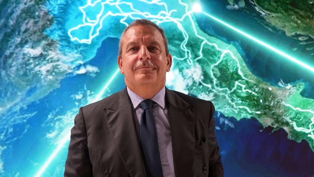 Snam, piano da 14 miliardi per la sicurezza energetica. Parla il ceo Scornajenchi