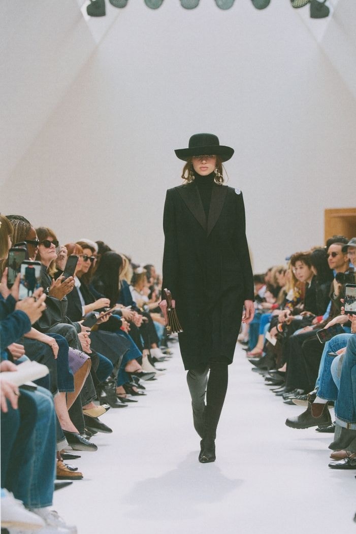 Un look fall-winter 2026/27 di Celine (courtesy Celine)