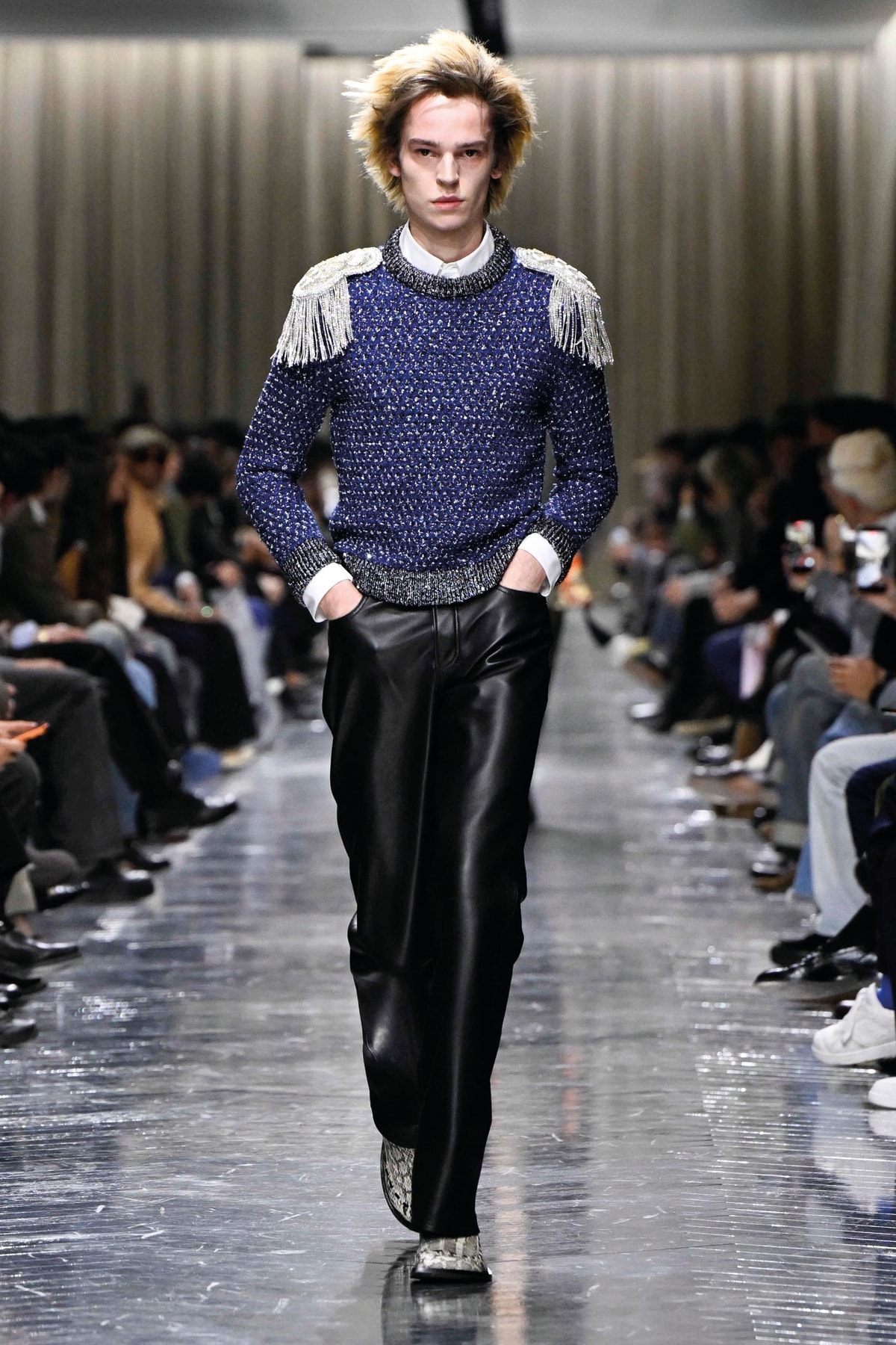 Un look Dior fall-winter 2026/27 (foto Francesc Ten/MFF)