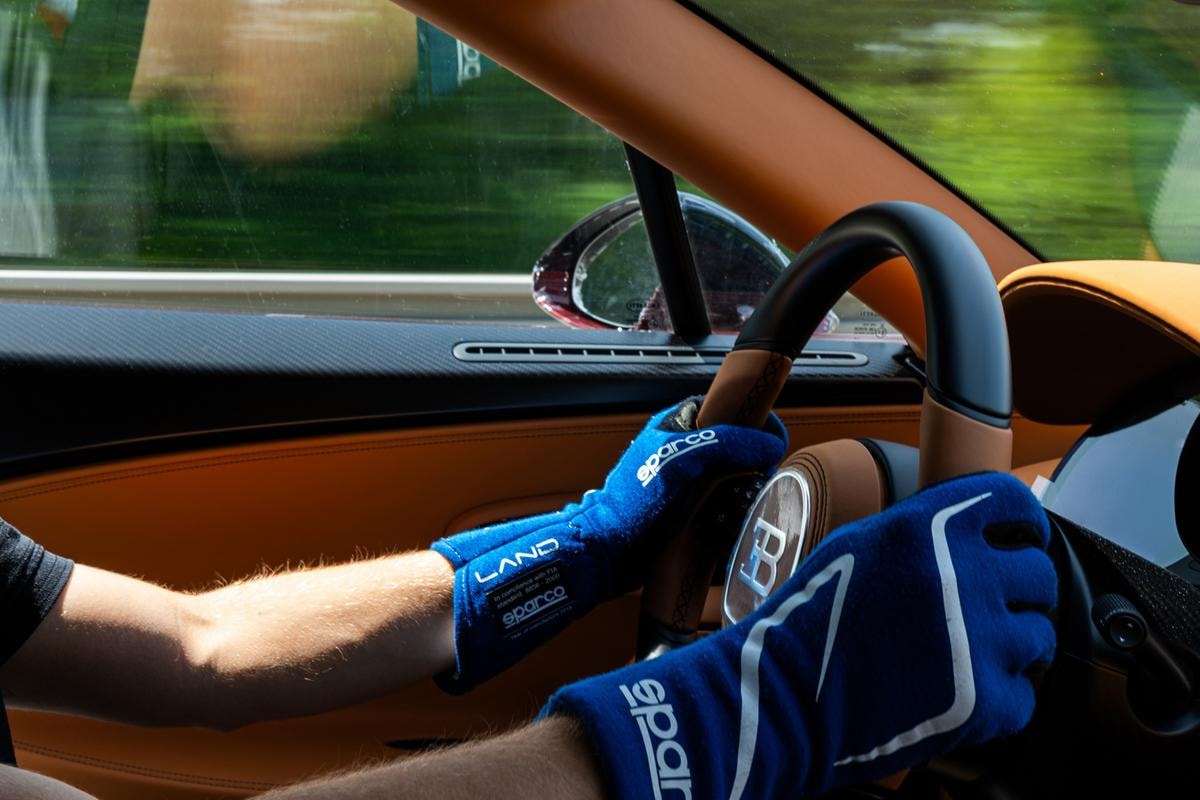 L’ultima Bugatti con motore W16: la Mistral da 1600 cavalli e solo 99 esemplari