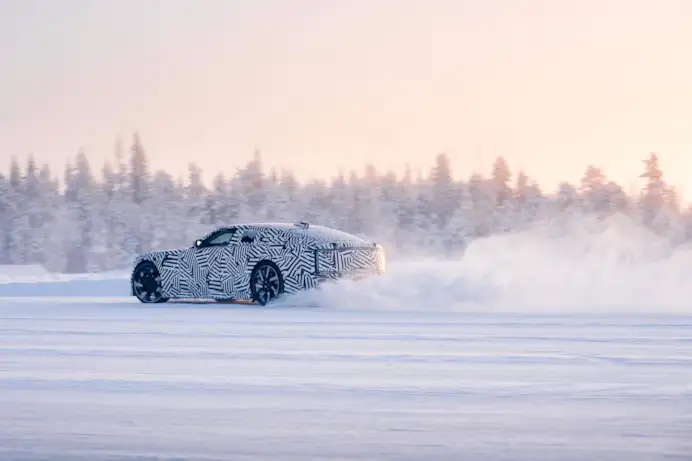 Jaguar cambia tutto: ecco la nuova GT elettrica da oltre 1000 cavalli