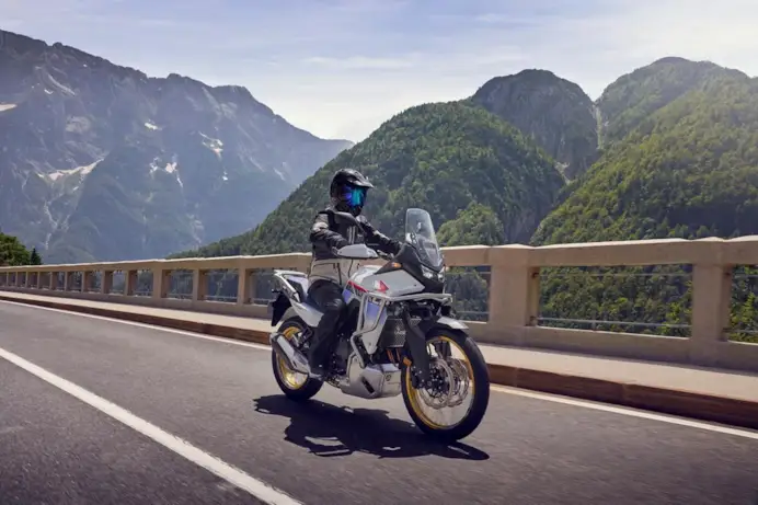 25YM Honda XL750 Transalp