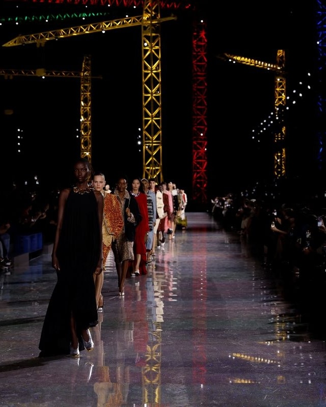 Il finale della sfilata di Chanel fall-winter 2026/27 (ph Francesc Ten/MFF)