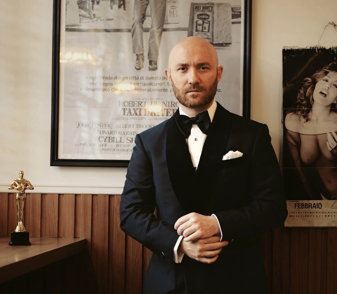 Lorenzo Antinori di Bar Leone a Hong Kong, ha annunciato così la notizia sul suo Instagram.
