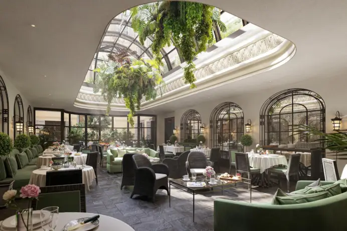 Dentro il nuovo The Carlton Milano: l’hotel più elegante del Quadrilatero
