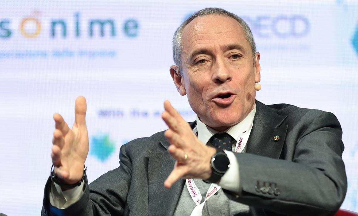 MATTEO DEL FANTE CEO POSTE ITALIANE