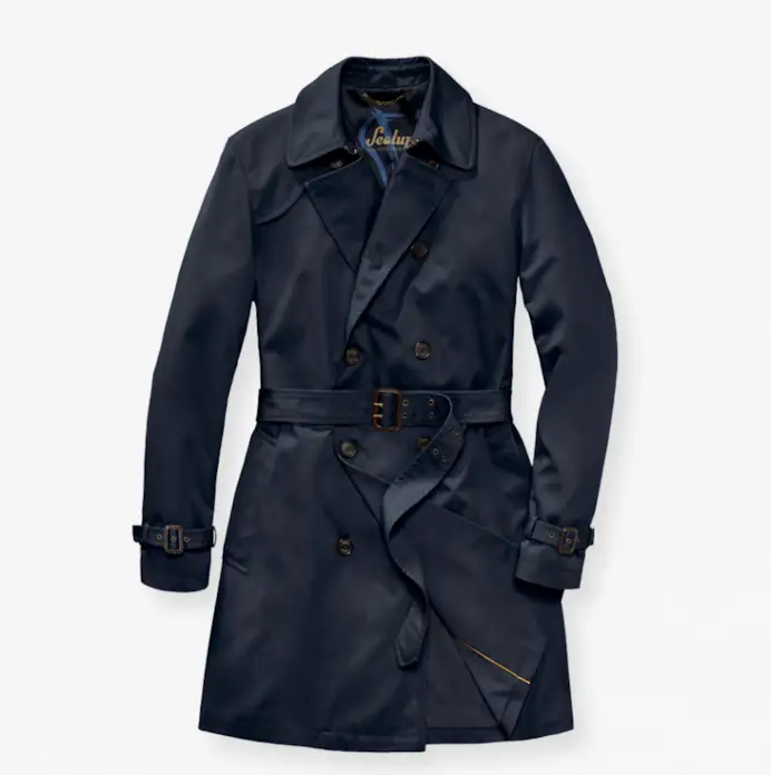 Oltre il beige: i 5 trench da avere questa stagione