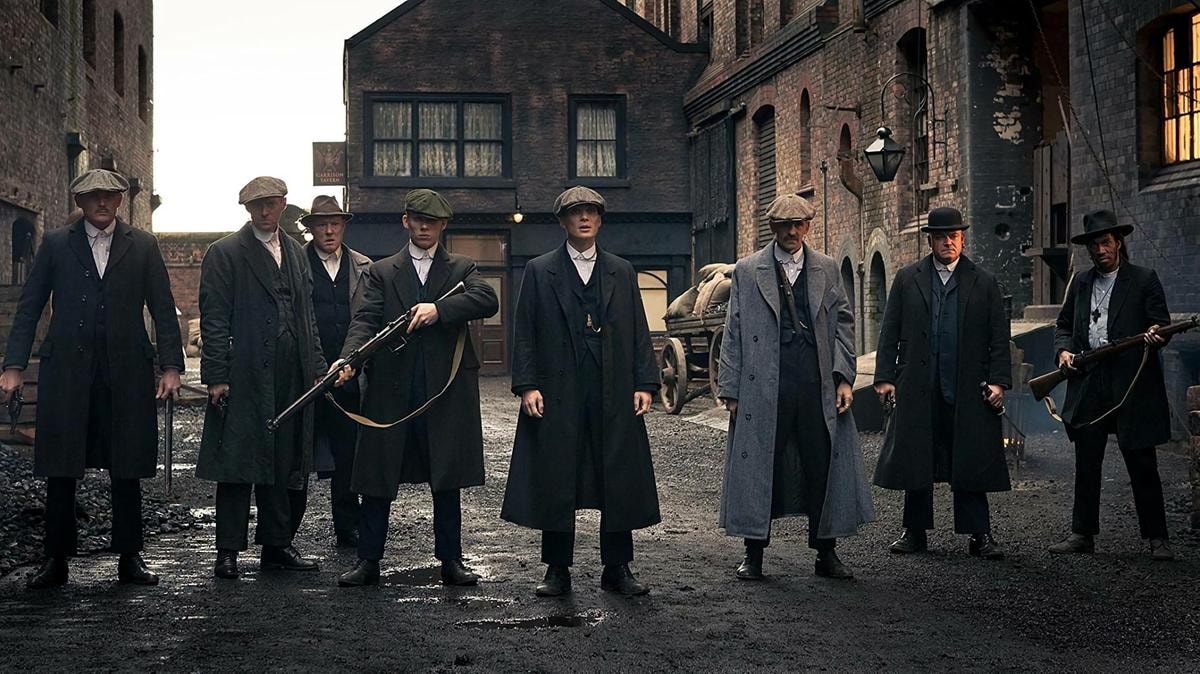 Esce il film di Peaky Blinders e il Garrison Pub apre a Milano ecco perché Netflix ha scelto il Matricola