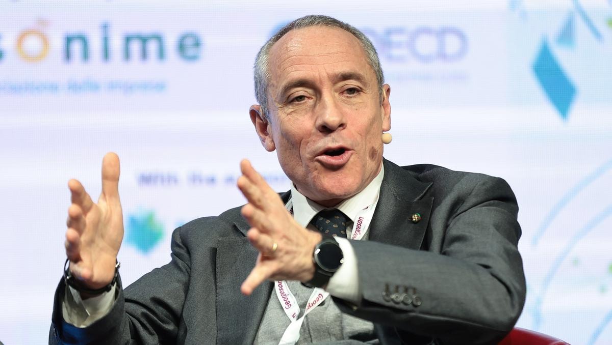MATTEO DEL FANTE CEO POSTE ITALIANE