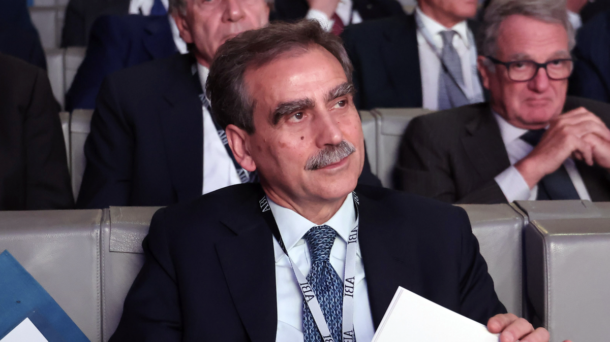 Mps, il board processa il ceo Luigi Lovaglio. Palermo verso la candidatura a unico ad