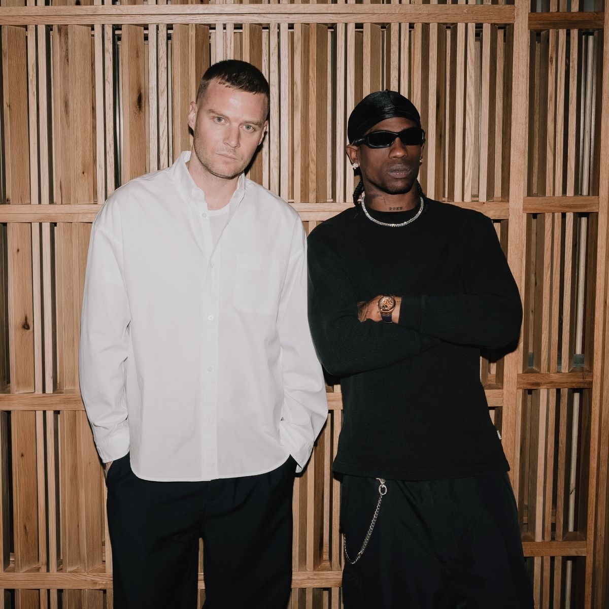 Matthew M. Williams e Travis Scott (ph Oakley official website)