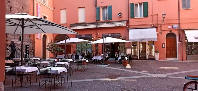 Bologna è la città che non ti aspetti: ecco perché tutti la stanno riscoprendo