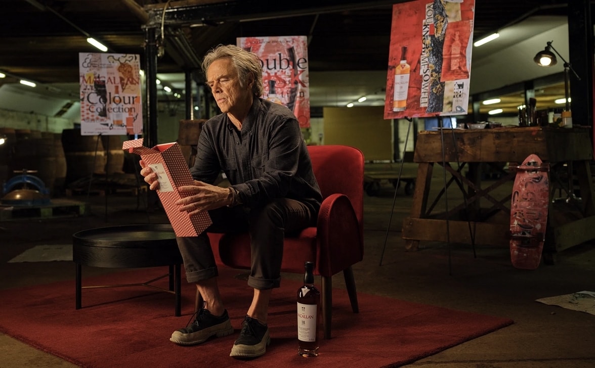Macallan si regala una veste nuova per i suoi 200 anni e diventa un colore Pantone 