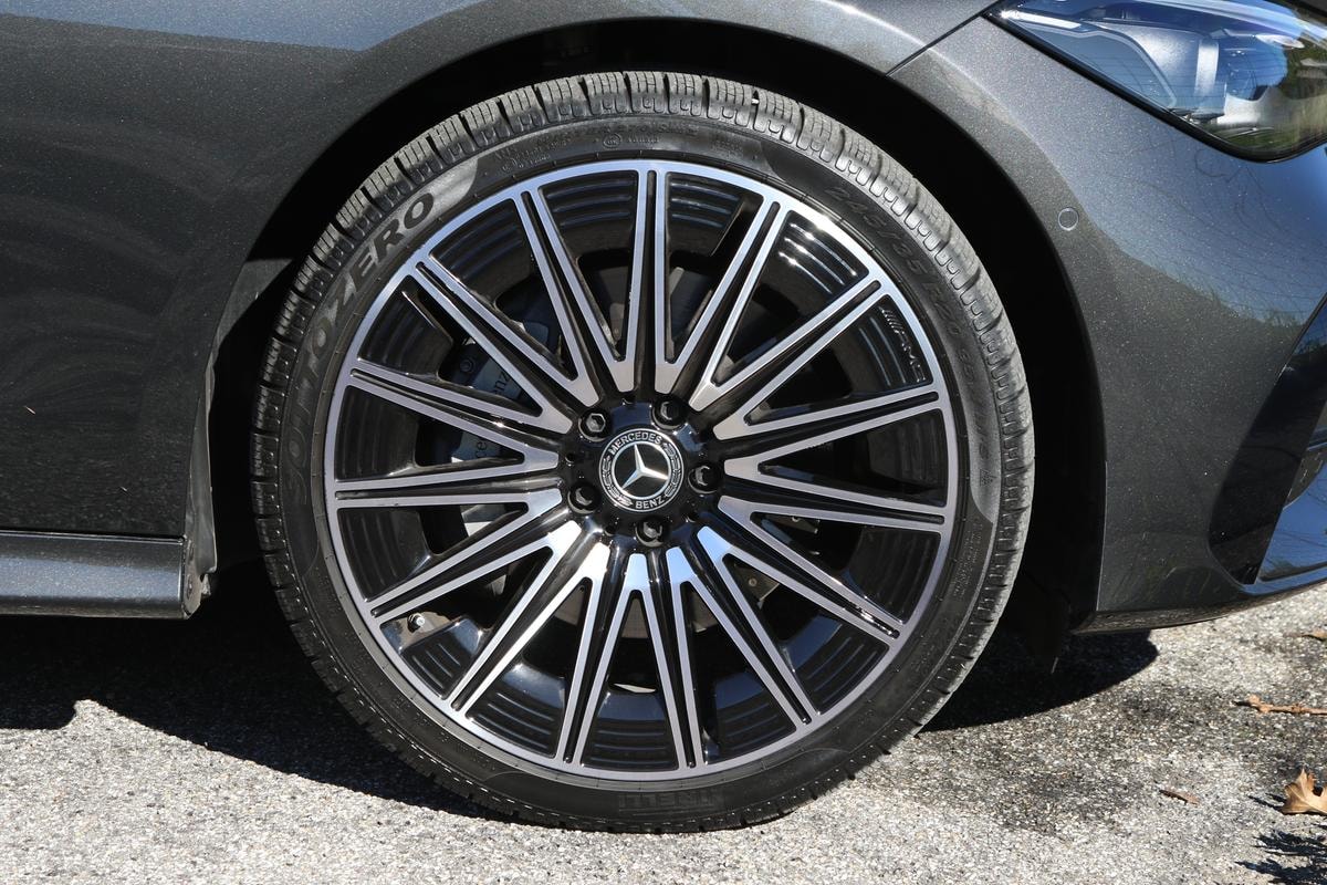 Addio Classe C ed E Coupé: la nuova Mercedes CLE cambia tutto