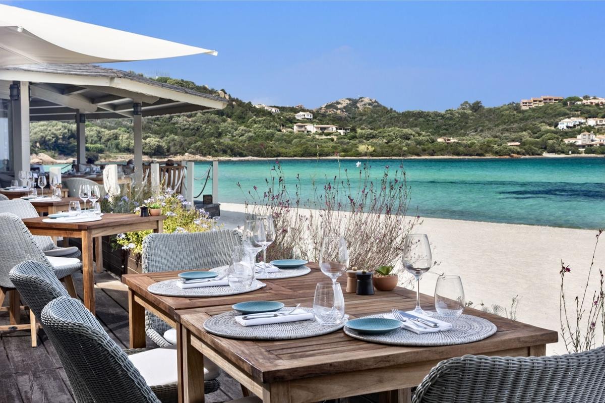 Altro che chef-star: il nuovo hotspot in Sardegna è una trattoria di Milano