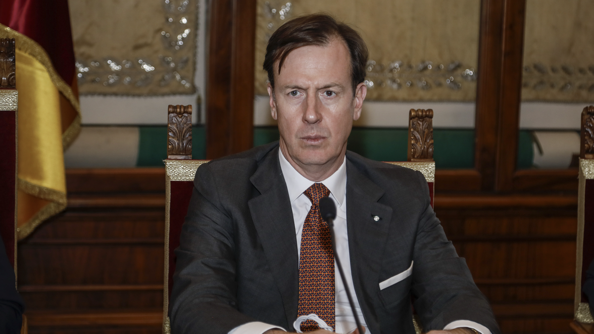 Mps, la Bce frena su Fabrizio Palermo: dubbi sui requisiti bancari del candidato ceo nella lista del cda