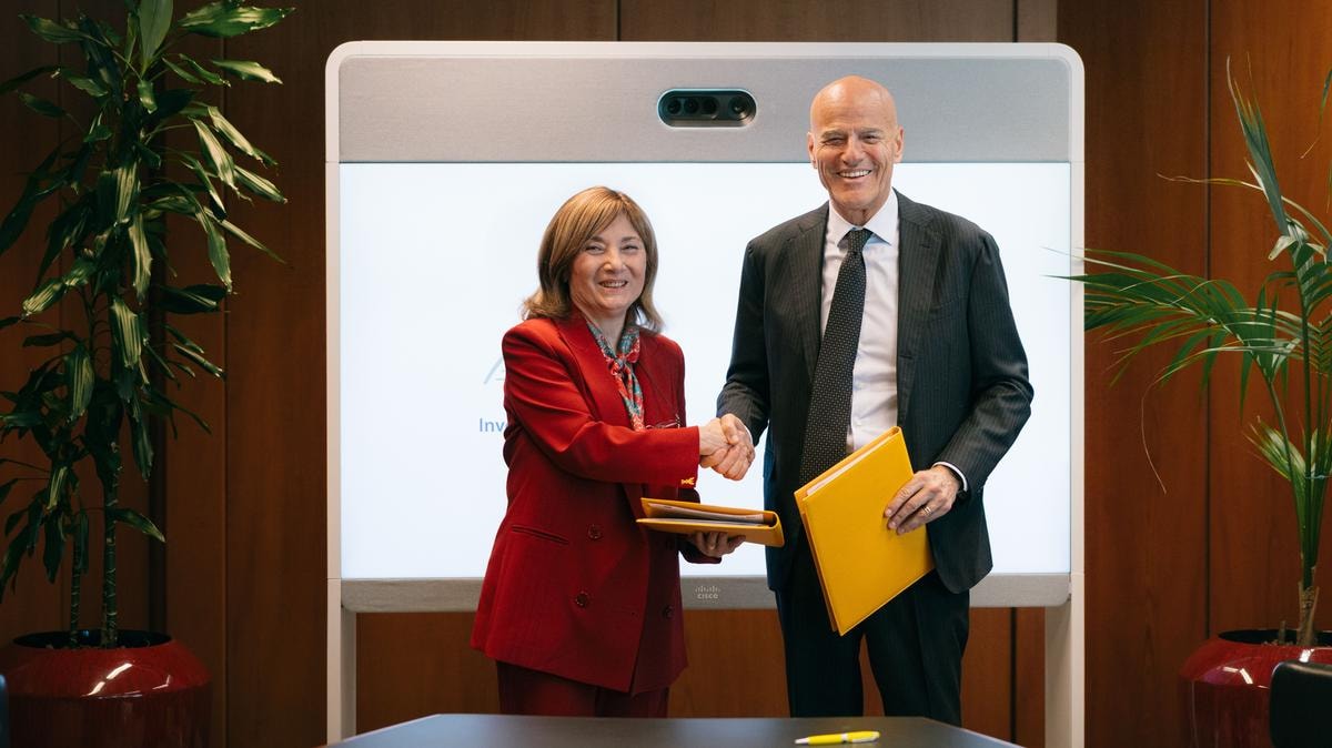 Gelsomina Vigliotti, vicepresidente della Bei, e Claudio Descalzi, ceo di Eni