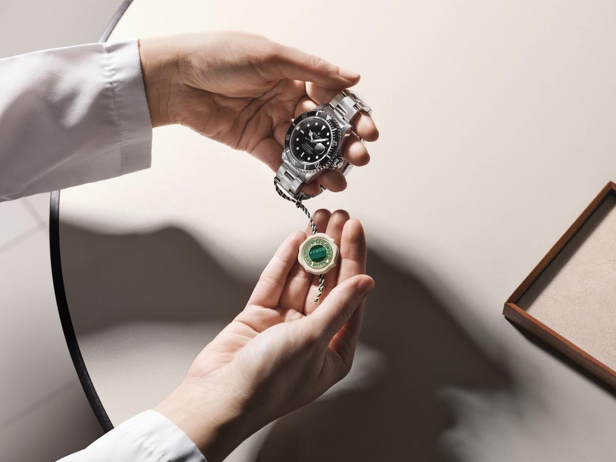 Il boom del secondo polso: il mercato degli orologi usati di lusso vale già metà del nuovo (e punta al sorpasso entro il 2030)