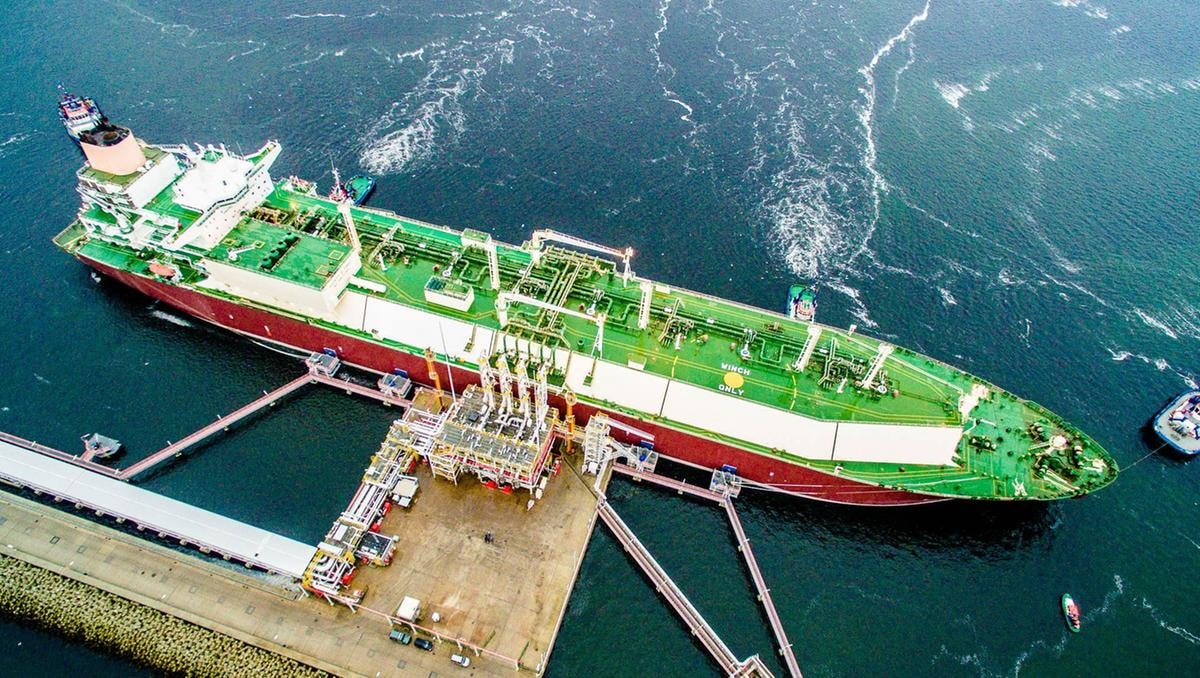 Guerra in Medio Oriente, i titoli dei big del petrolio che cavalcheranno a lungo il super barile