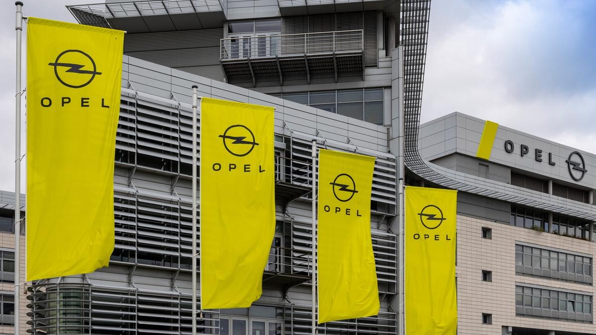 Stellantis vuole sviluppare un’auto elettrica Opel con la tecnologia del partner cinese Leapmotor 