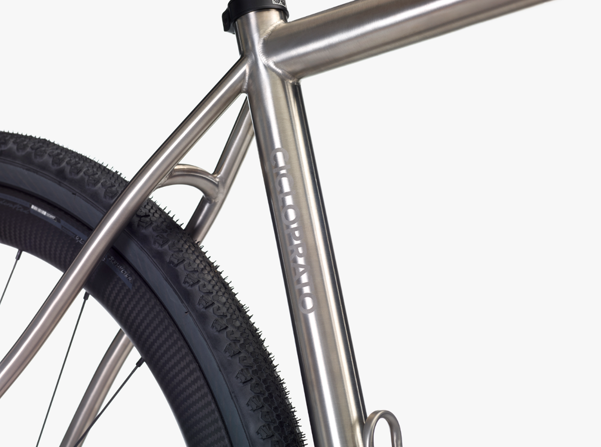 Passoni Cicloprato: la bici gravel in titanio che non cambi più