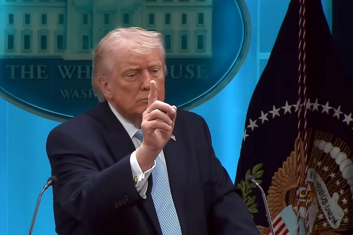 DONALD TRUMP PRESIDENTE USA