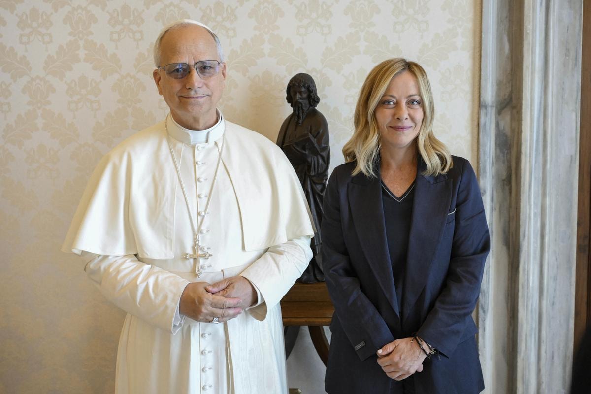 Papa leone XIV e Giorgia Meloni