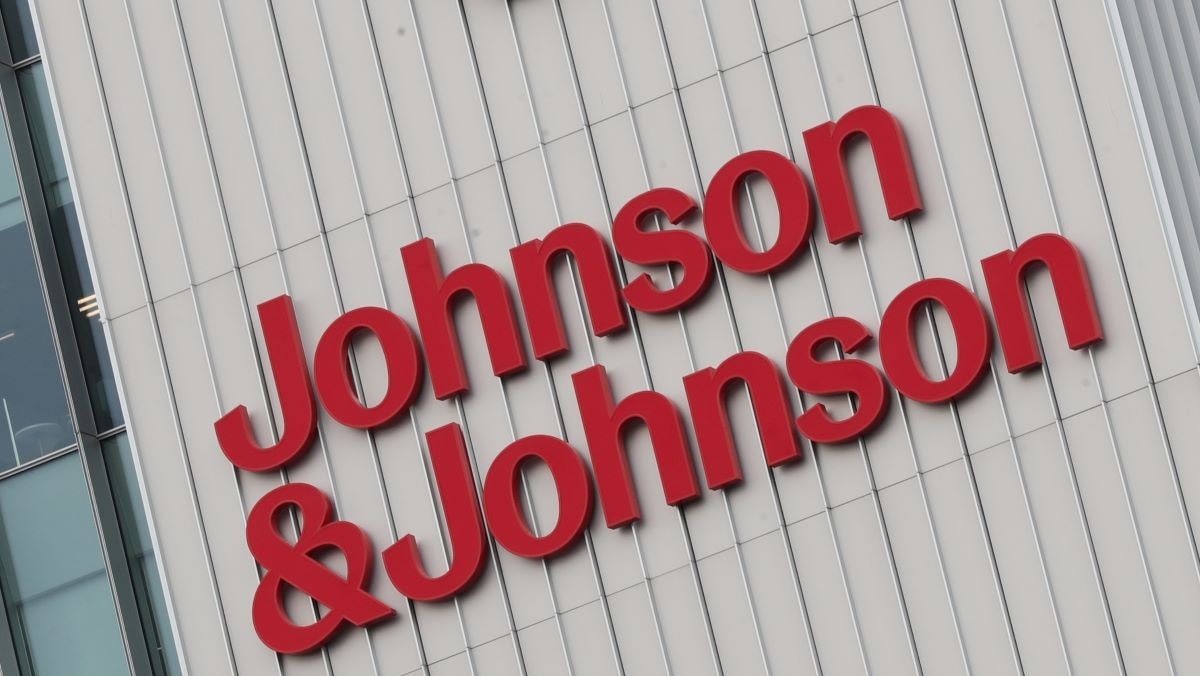 Johnson &amp; Johnson alza la guidance 2026 dopo conti oltre le attese: i farmaci che trainano la crescita