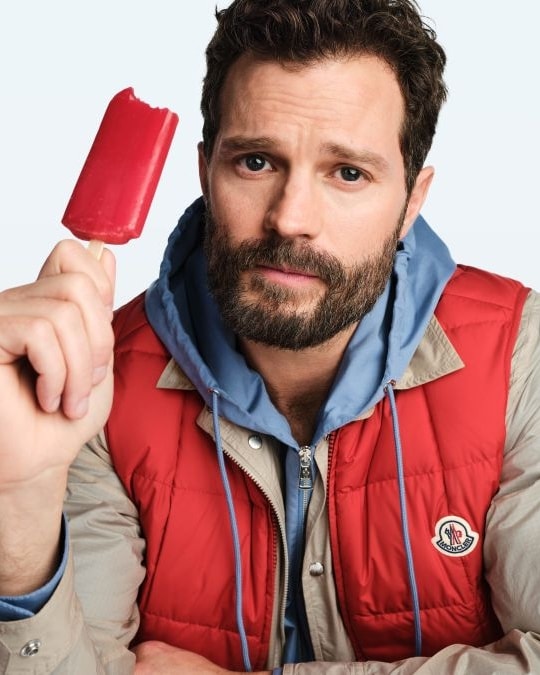 Jamie Dornan nell'adv Have a puffy summer di Moncler (courtesy Moncler)