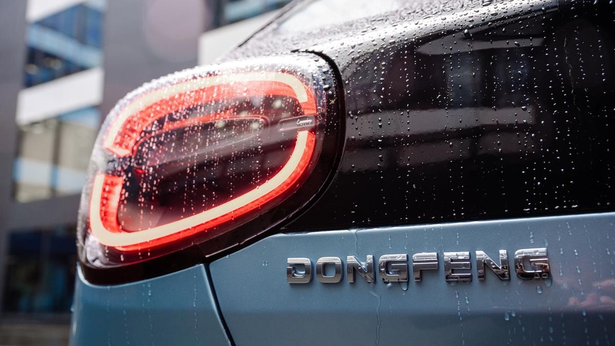 Stellantis pensa al rilancio dell’alleanza con la cinese Dongfeng: produzione di auto condivisa e spinta all’export 