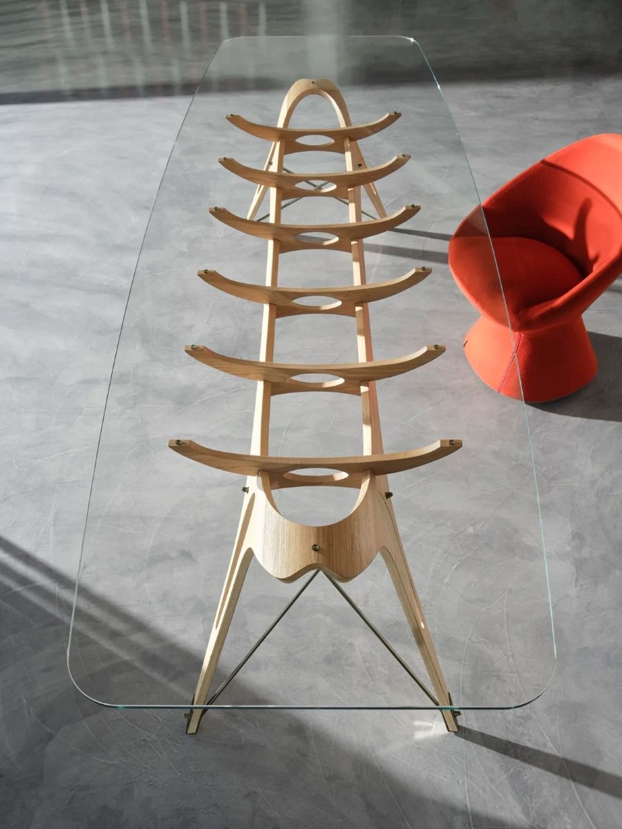 Il tavolo Vertebra di Carlo Mollino (courtesy Zanotta)