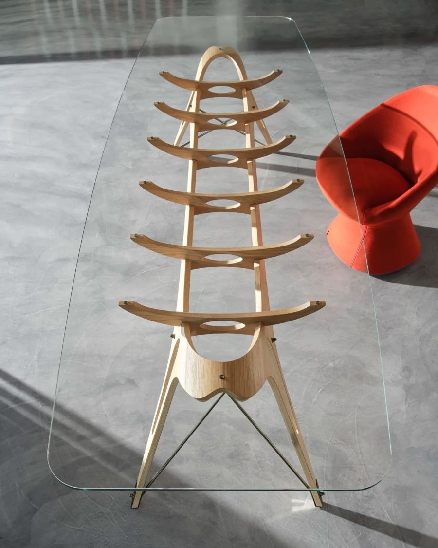 Il tavolo Vertebra di Carlo Mollino (courtesy Zanotta)